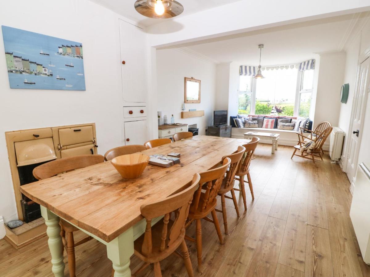 Gorphwysfa Villa Cemaes Bay Eksteriør billede